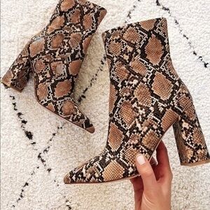 STEVE MADDEN Pixie Ankle Boots animal print